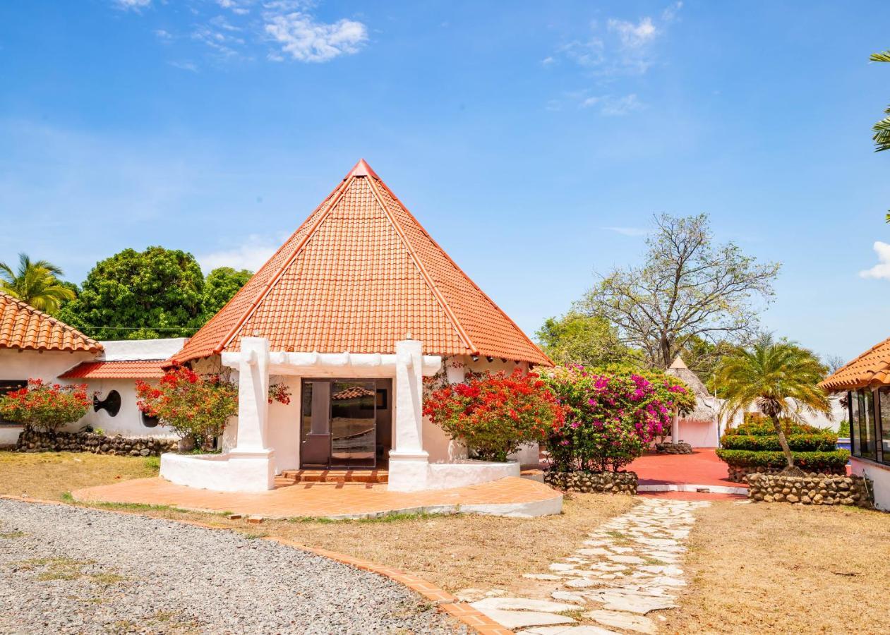 Cottage house Nueva Gorgona Kültér fotó